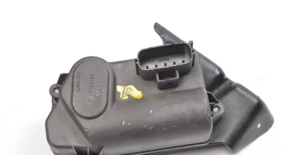 Volvo XC70 Intake manifold valve actuator/motor 30757451