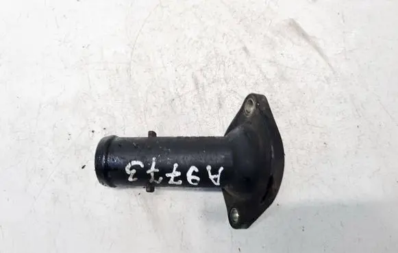 Engine coolant pipe/hose