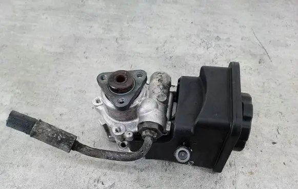 BMW 3 E46 Power steering pump