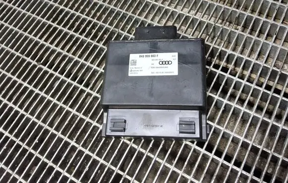 Audi A6 C7 Voltage converter/converter module 8K0959663F 120012874