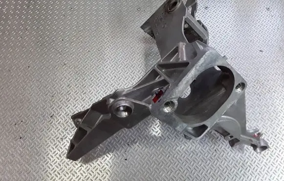 Audi A6 Allroad C5 Clutch pedal mounting bracket assembly 8D1721117K