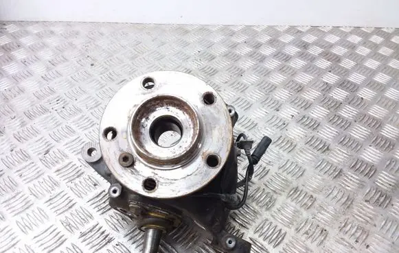 BMW X3 F25 Front wheel hub spindle knuckle 6787680