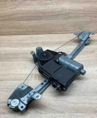 Opel Senator B Rear door window regulator motor 90338312 0130821618