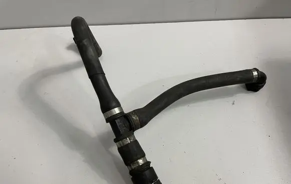 BMW 6 E63 E64 Engine coolant pipe/hose 7787456