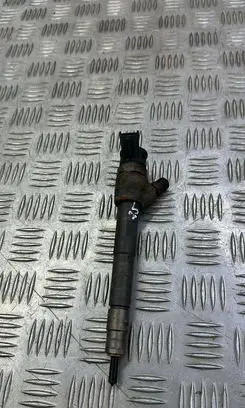 Jaguar F-Pace Fuel injector 64D39K546AA
