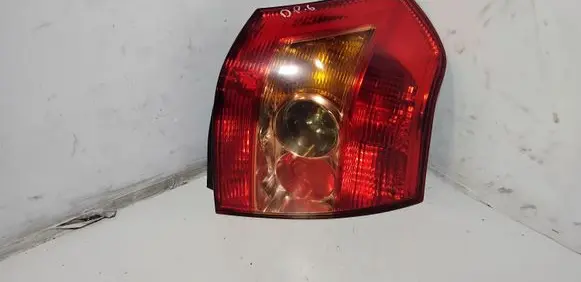 Toyota Corolla E120 E130 Rear/tail lights 02100