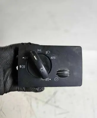 Ford Focus Light switch 7M5T13A024JA