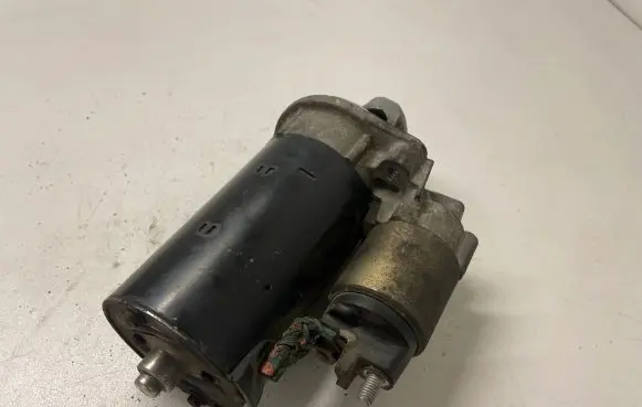 Mercedes-Benz E W211 Starter motor A0051516601 0001109250 2007150