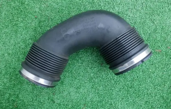 Audi Q7 4M Engine coolant pipe/hose 059129616B 0114410A 4013058A