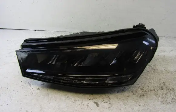 Skoda Fabia Mk4 (6VA) Headlight/headlamp 6VB941015