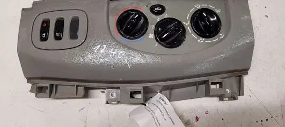 Renault Trafic II (X83) Climate control unit 8200004603
