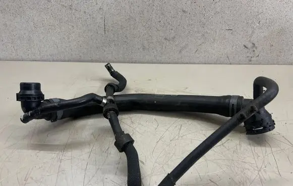 Seat Leon (5F) Engine coolant pipe/hose 5Q0122101GG