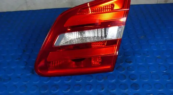 Mercedes-Benz B W246 W242 Tailgate rear/tail lights A2469066400 607702 6075E13102