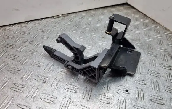 Volvo C70 Convertible roof lock/latch 9466688 9213998 9213996LH