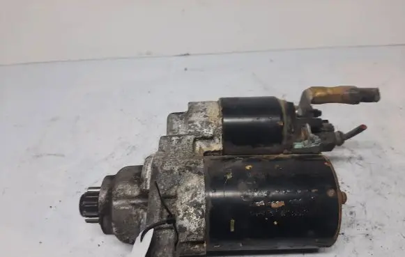 Volkswagen Golf V Starter motor 02T911023 02P129403