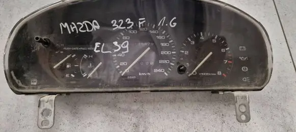 Mazda MX-3 Speedometer (instrument cluster) 35879
