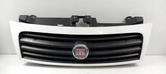 Fiat Scudo Front bumper upper radiator grill 445566