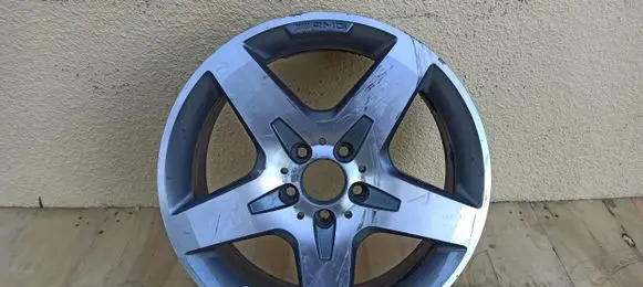 R18 alloy rim