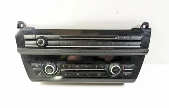 BMW 5 F10 F11 Climate control unit 9299015 0001147822 900256370006