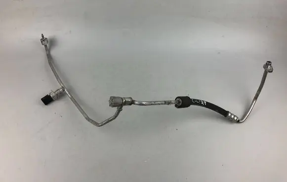 Volkswagen Golf VIII Air conditioning (A/C) pipe/hose 5Q0816741B