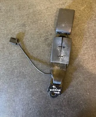 Opel Mokka Rear seatbelt buckle 42450188