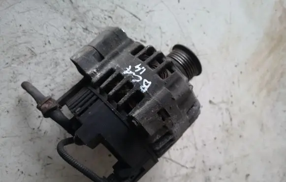 Skoda Octavia Mk2 (1Z) Generator/alternator 036903024L
