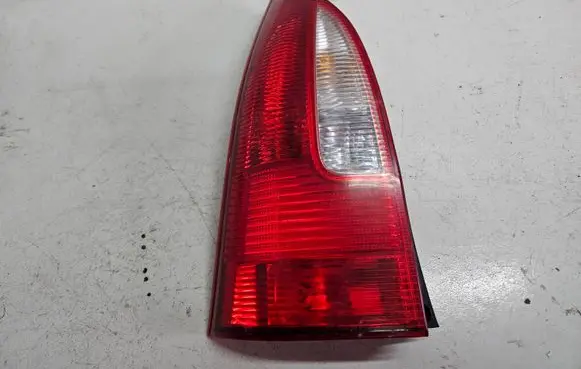 Mazda Premacy Rear/tail lights 22061908L