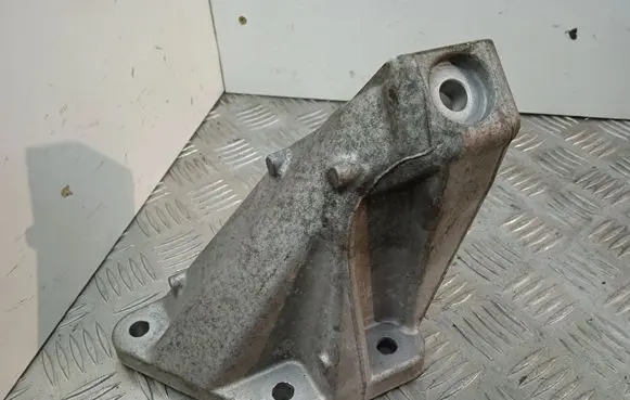 BMW M5 Engine mounting bracket 2284112
