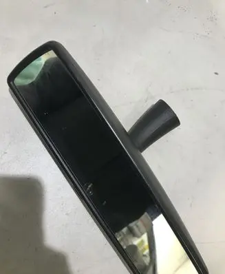 Volkswagen Golf V Rear view mirror (interior) E1010783