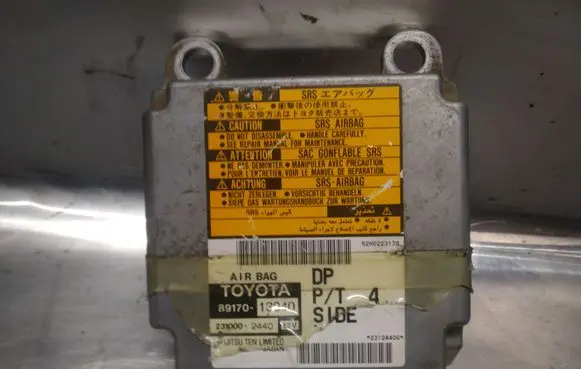 Toyota Corolla Verso E121 Airbag control unit/module 8917013040