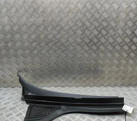 Volkswagen Tiguan Wiper trim 571819404