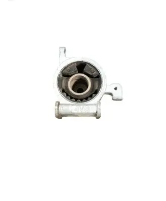 Nissan Murano Z52 Engine mount bracket