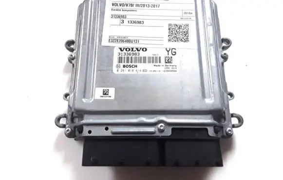 Volvo V70 Engine control unit/module 31336983