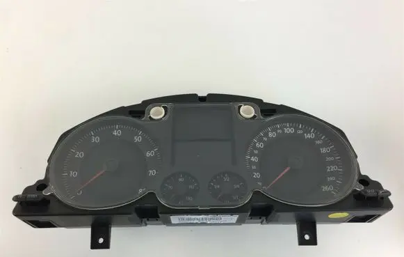 Volkswagen PASSAT B6 Speedometer (instrument cluster) 3C0920851B W1885