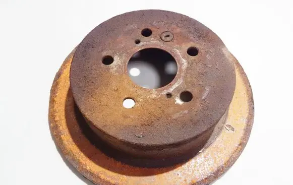Toyota Avensis Verso Rear brake disc neventiliuojamas