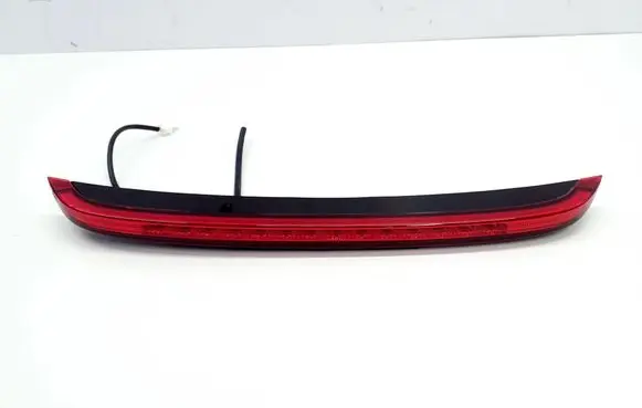 KIA Xceed Third/center stoplight 92700J7300