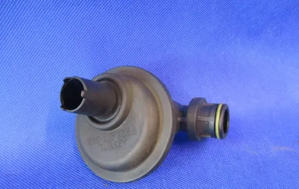Audi A6 S6 C7 4G Oil sump strainer pipe 059115103S