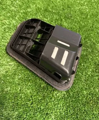 KIA Niro Quarter panel pressure vent 97520AT000