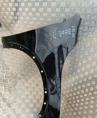 Volvo V60 Fender