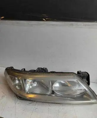 Renault Laguna II Headlight/headlamp 8200002847 89004686
