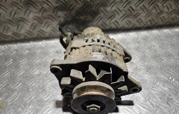 Opel Monterey Generator/alternator