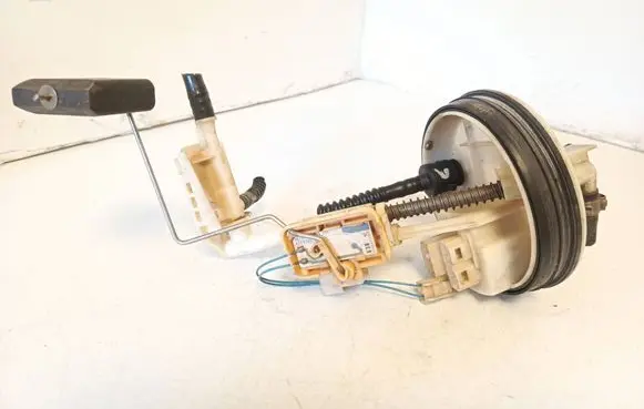 Mercedes-Benz E W211 In-tank fuel pump 1582881000 6B51
