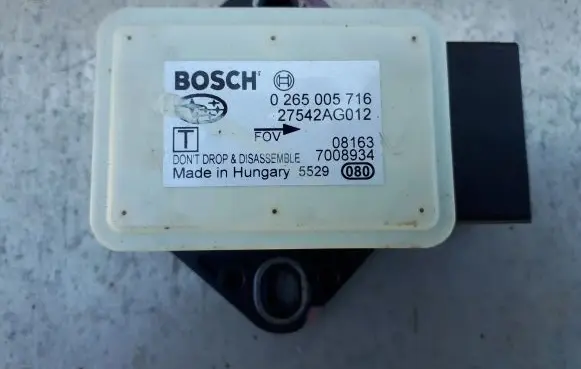 Subaru Outback ESP acceleration yaw rate sensor 0265005716