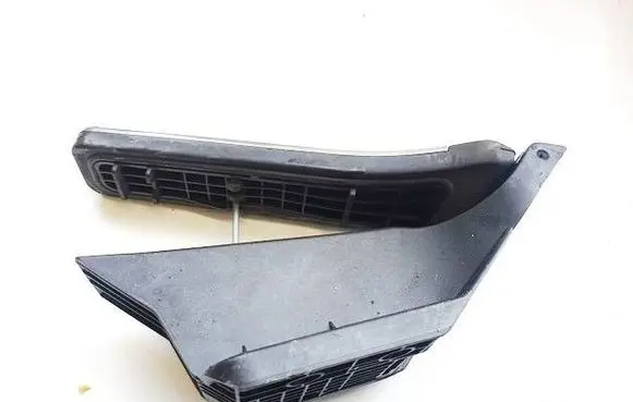 Accelerator throttle pedal