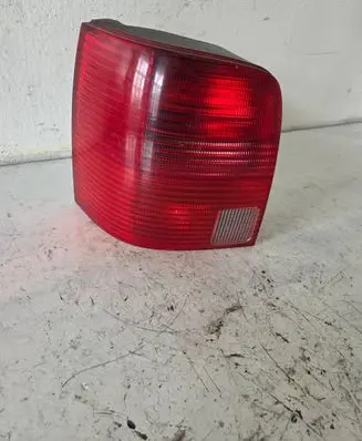 Volkswagen PASSAT B5 Rear/tail lights 393361 3B9945257