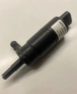 BMW 7 E65 E66 Windscreen/windshield washer pump 13264010 8377430 001004