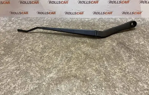 Opel Insignia A Front wiper blade arm 13227401