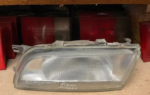 Nissan Almera Headlight/headlamp 1514 1514L
