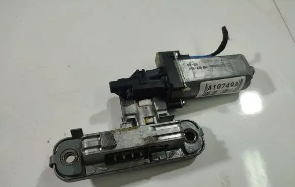 Saab 9-5 Seat adjustment motor 0390201901
