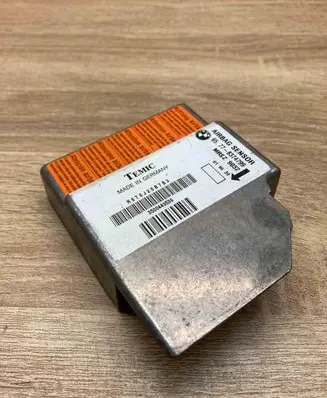 BMW 5 E39 Airbag control unit/module 8374799
